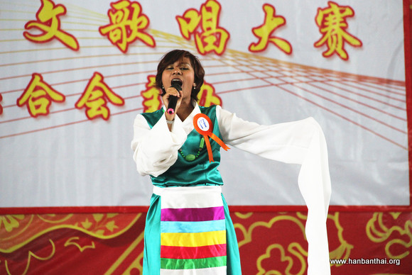 倾情演绎《天路》.jpg