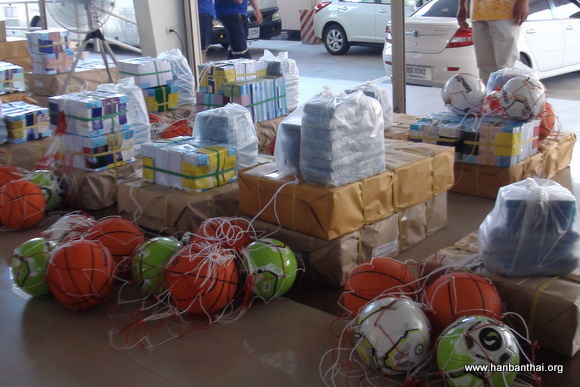 赠品-文具.JPG