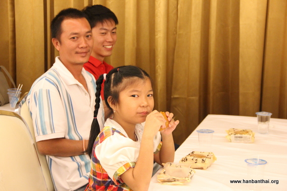 图片2：团圆饼叙乡思.JPG