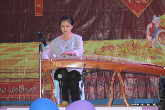 陈超然老师演唱古筝名曲《雪山春晓》.JPG