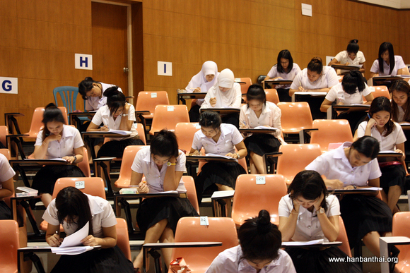 同学们认真作答.jpg
