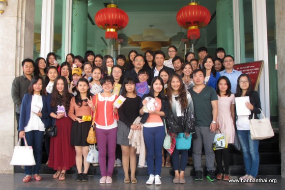 清莱地区志愿者联欢会合影.jpg