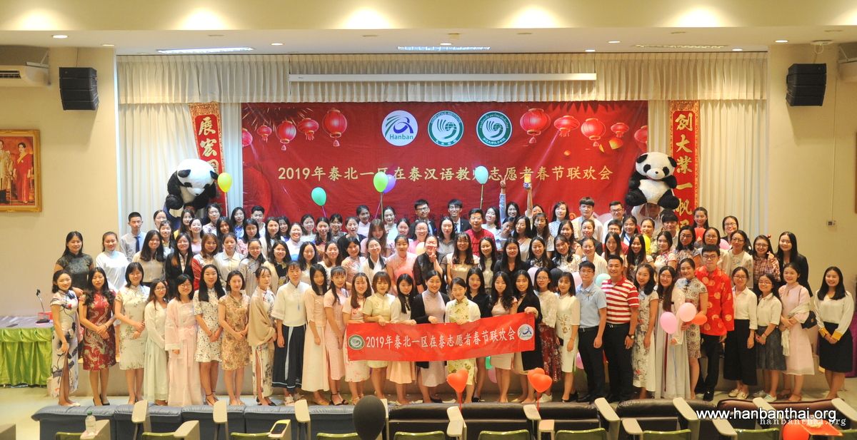 21-其乐融融全家福.JPG